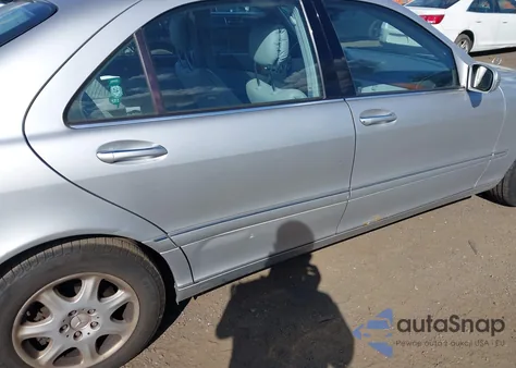 2000 Mercedes-Benz S 430 из США, поврежденный, VIN WDBNG70J7YA113838